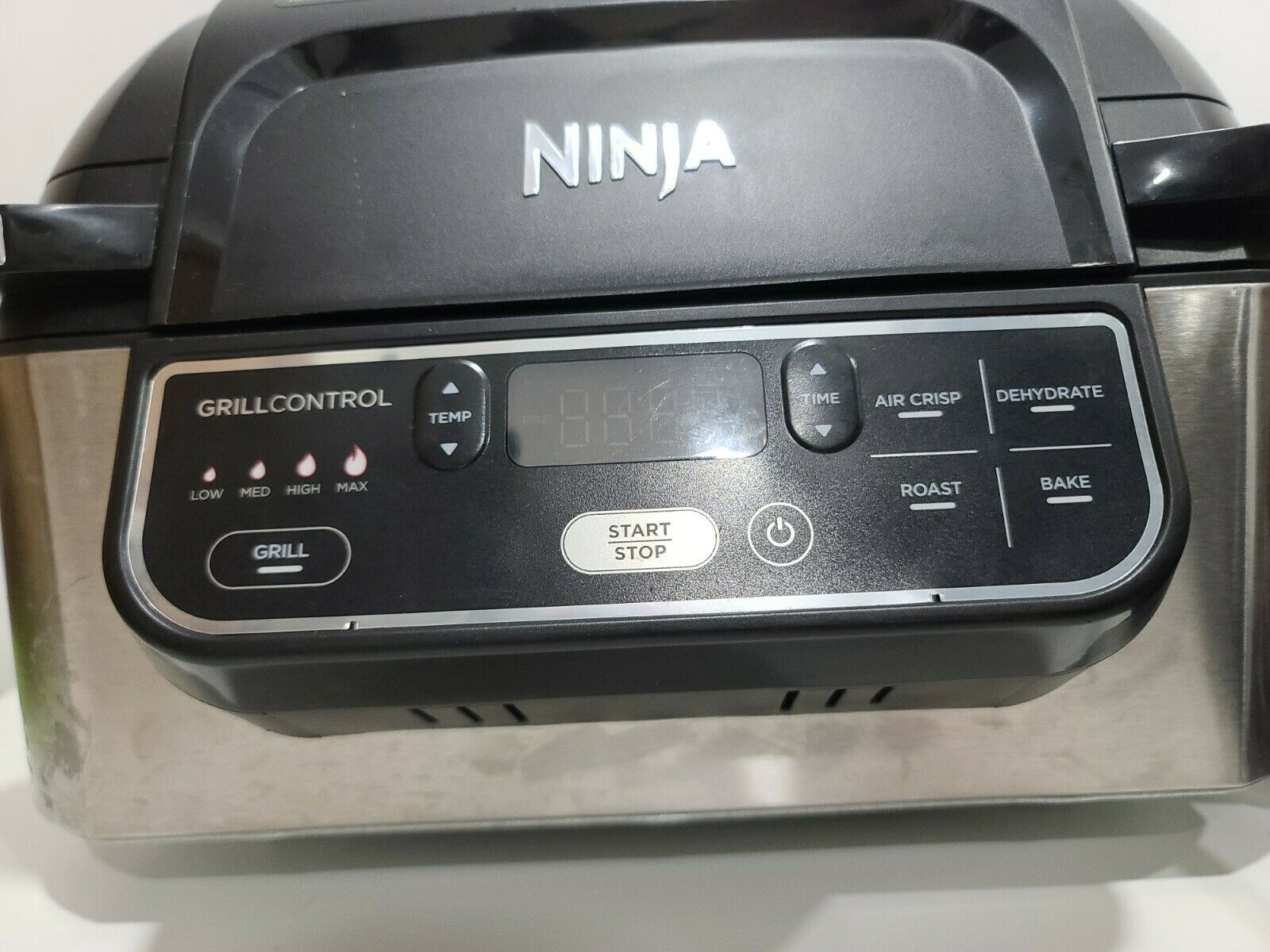 Ninja Foodi Grill AG301 Cyclonic Grilling System Clean Great Condition